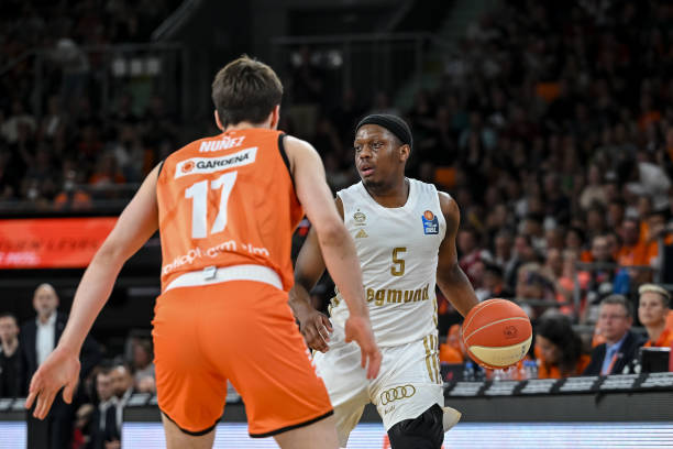 对于年轻一 对于年轻一